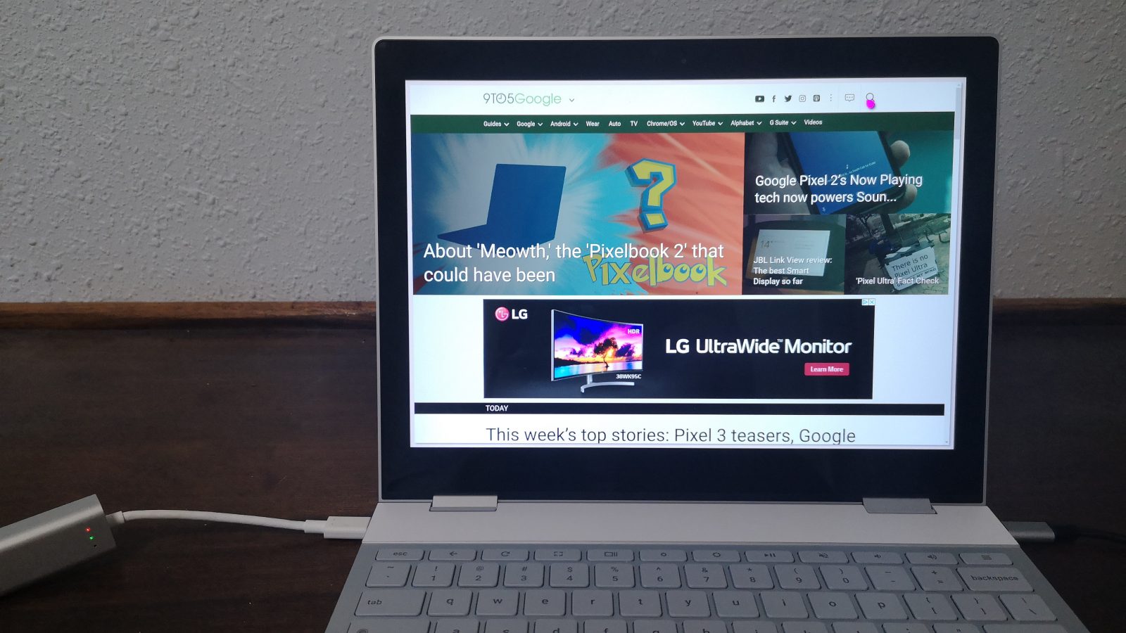 Chromium fuchsia header