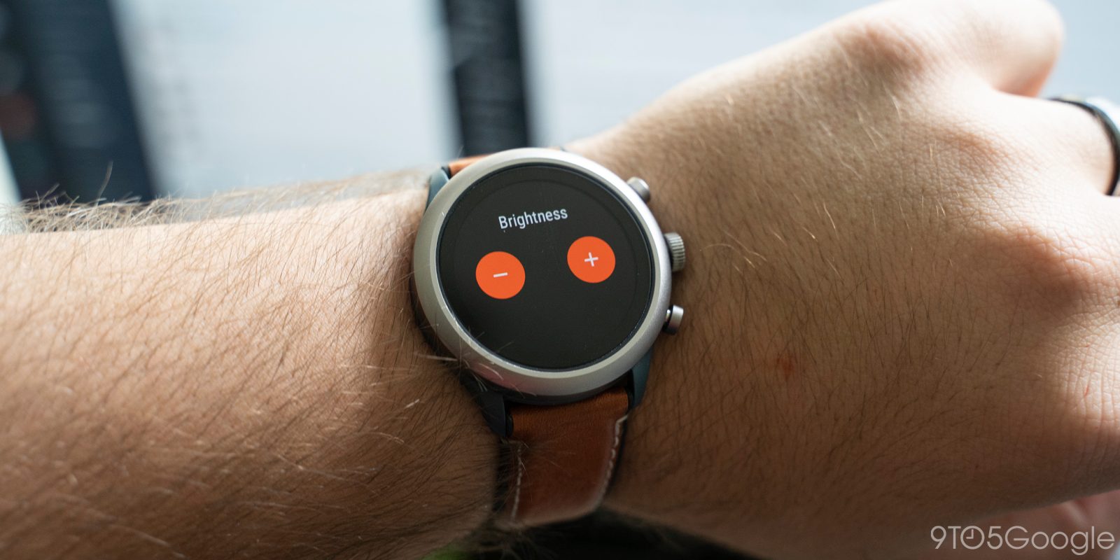 How to turn off auto-brightness on Wear OS - Chrome Geek