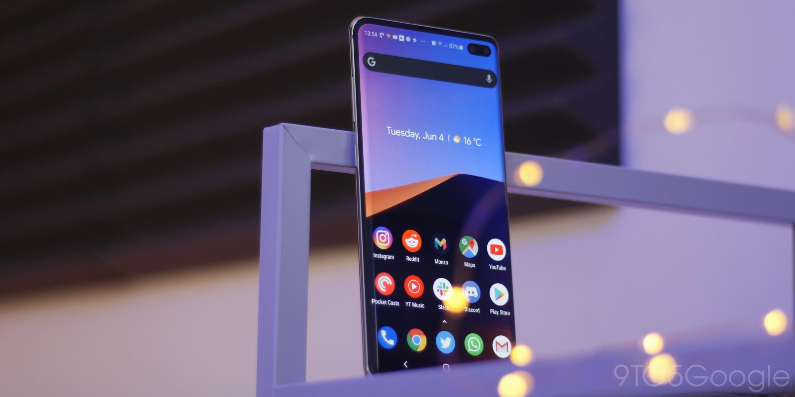 S10 display alt scaled