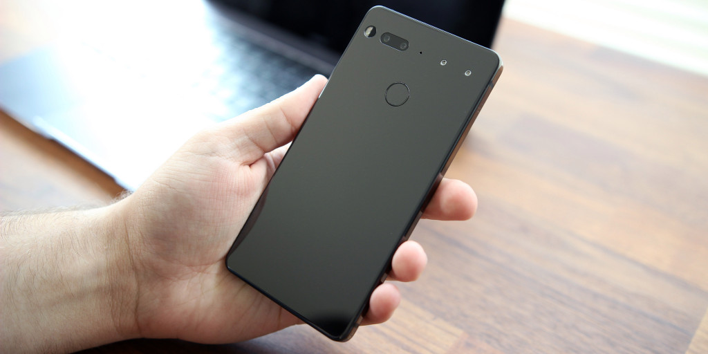 Essential phone 1