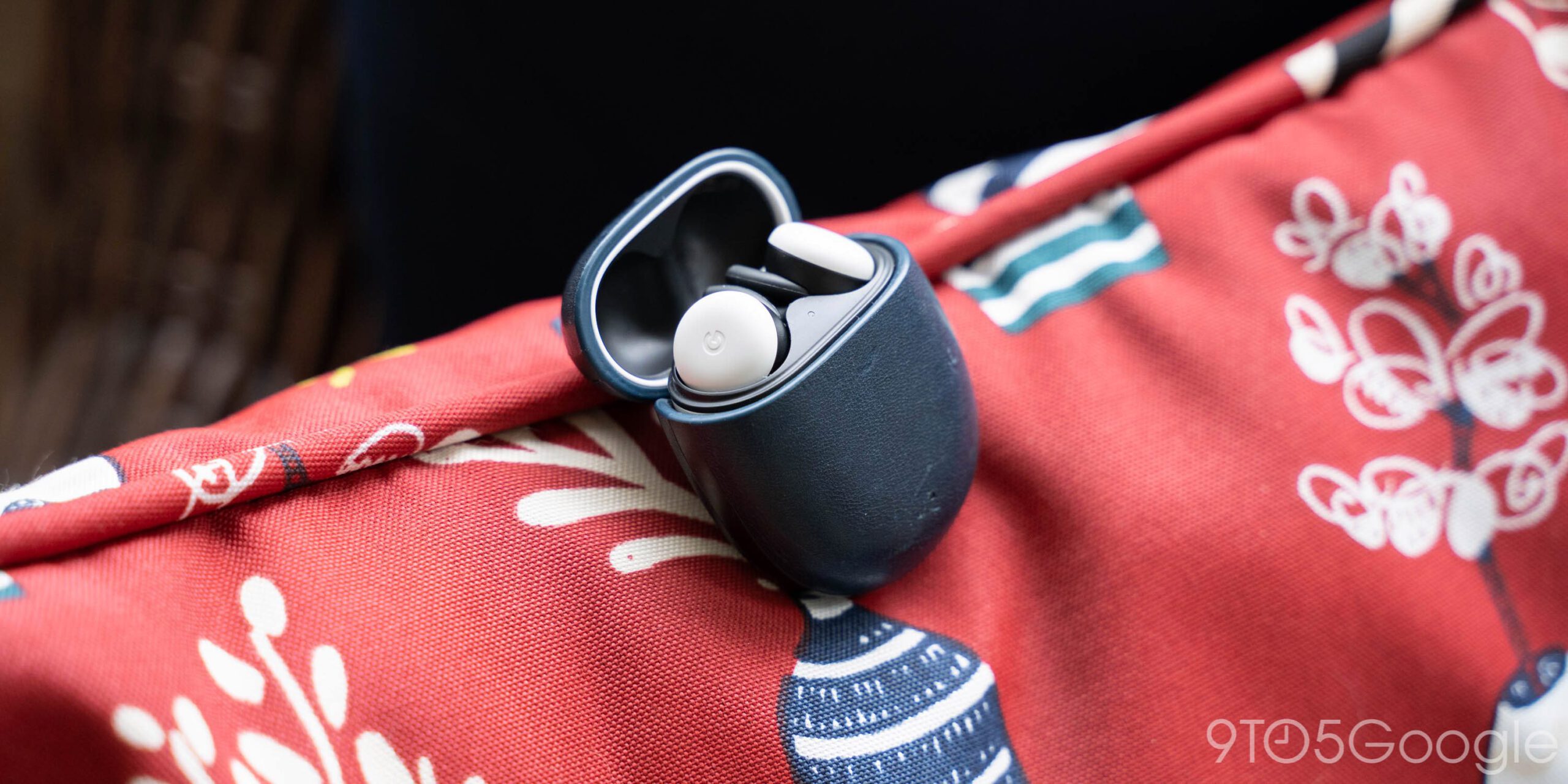 Nomad pixel buds 2 scaled