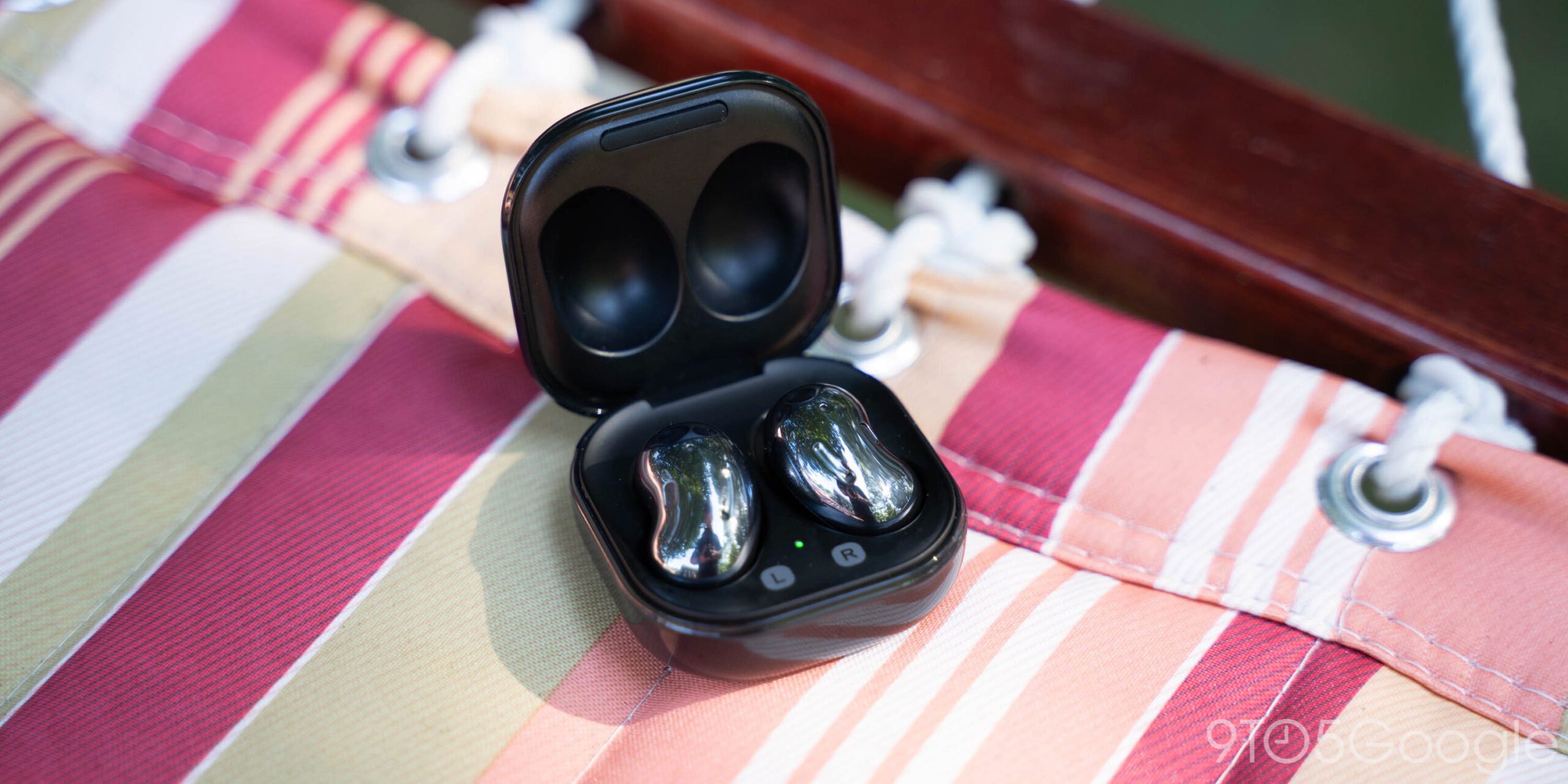 Samsung galaxy buds live 7 scaled