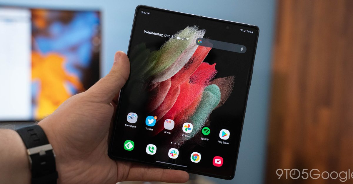 Samsung galaxy z fold2 11