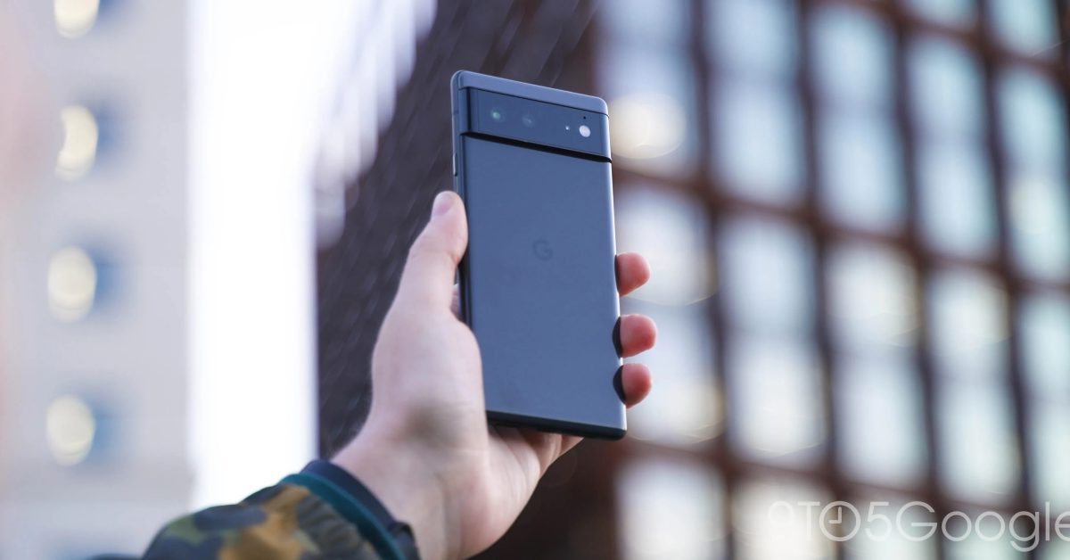 Pixel 6 in stormy black
