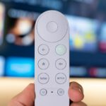 chromecast_voice_remote_1-1.jpg