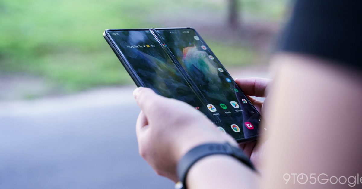 Galaxy z fold 3 1 2
