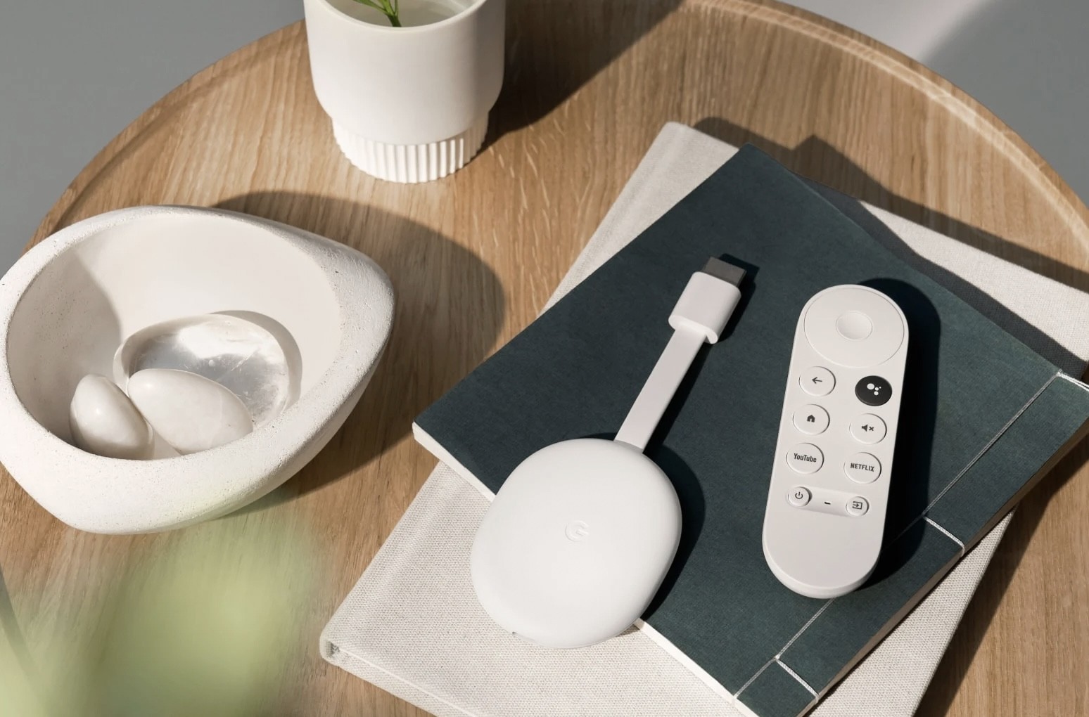 Google chromecast with google tv hd tech specs 536117 2