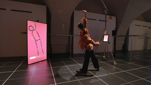 Aisoma hero 04.width 1300.jpg