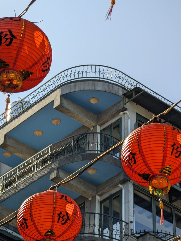 Pxl 20260204 021005833.max 1440x810.jpg - Rewrite this title to make it engaging and appealing for tech enthusiasts, Google lovers, Chromebook owners or Chrome users. Keep it concise and interesting. Provide only the final title without offering explanations or alternatives.Lunar New Year photography tips from Pixel and Gemini