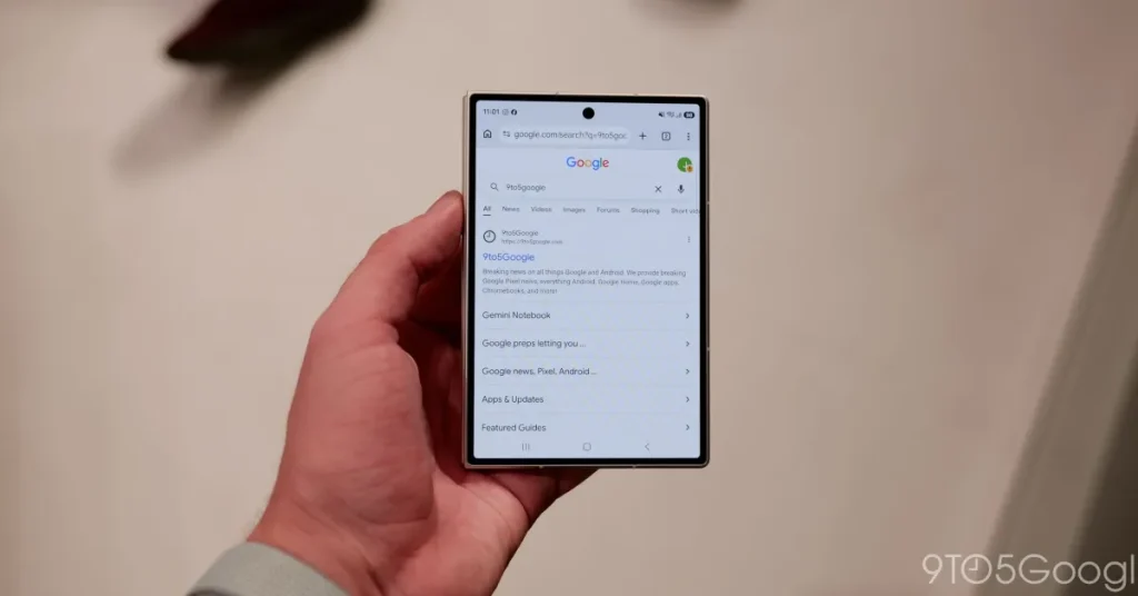 Fold 8 outer display chrome.jpg - Chrome for Android now lets you set a custom New Tab Page background
