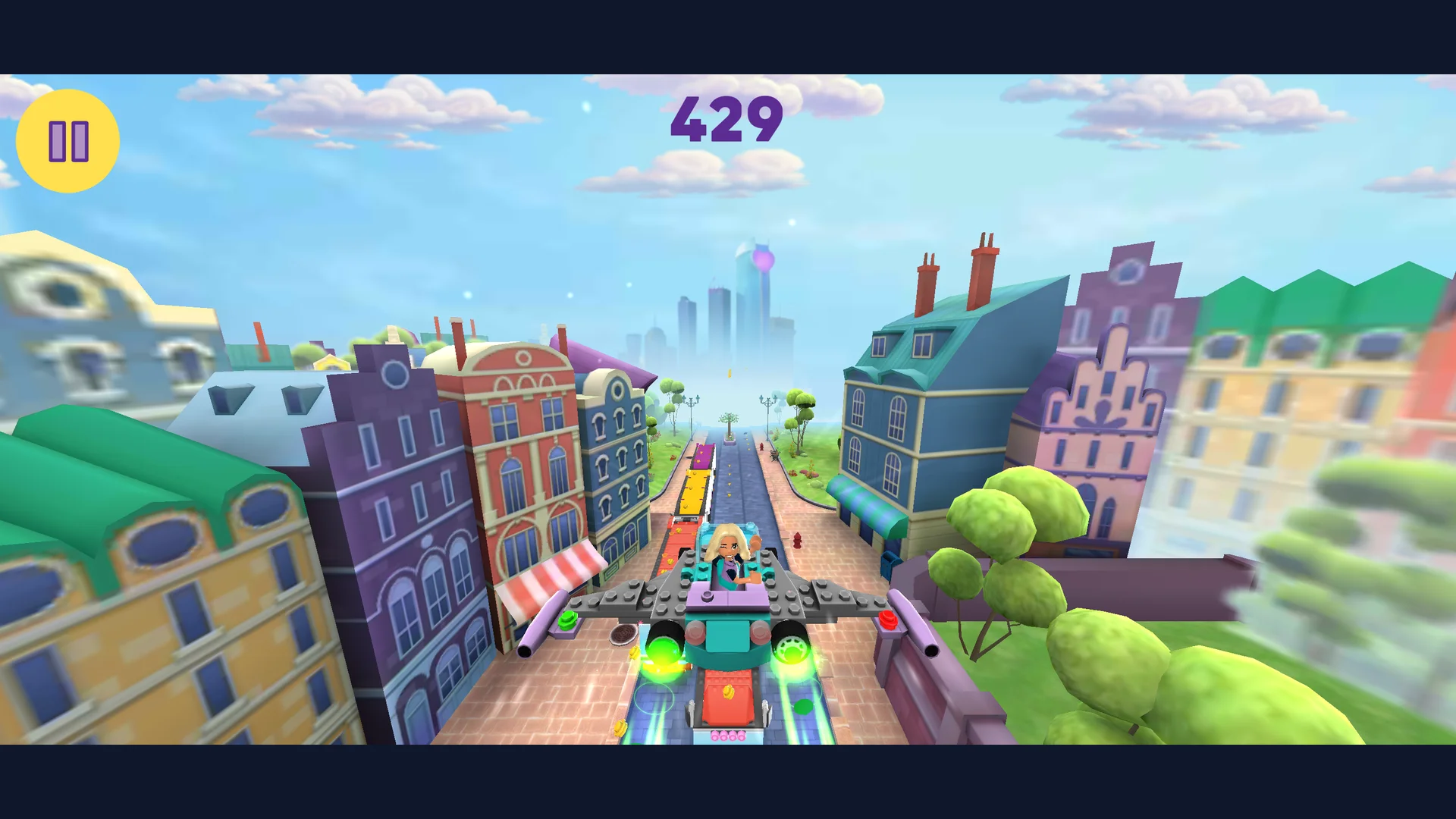 Cruising through colorful streets and dodging obstacles in LEGO Friends: Heartlake Rush